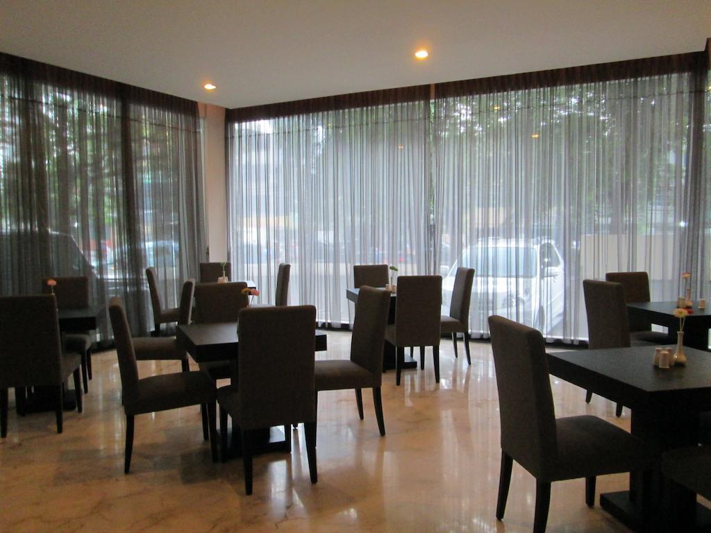 N3 Hotel Jakarta Exterior photo